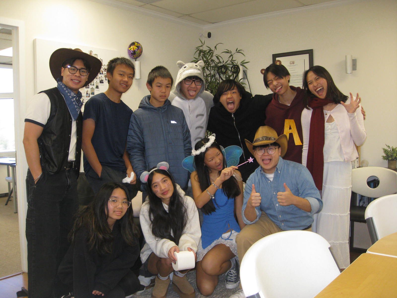 Students at a mentoring session in the AASuccess office