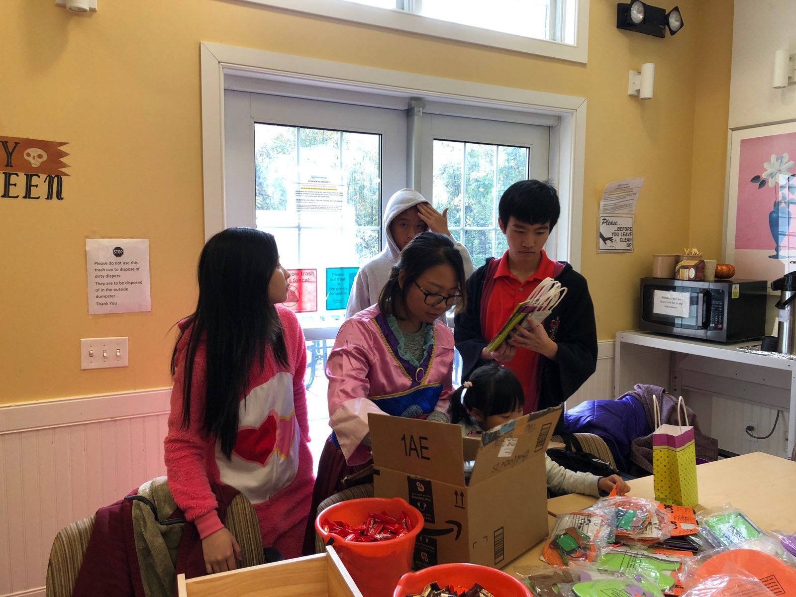 Halloween Party at Katherine Hanley Shelter, photo 1